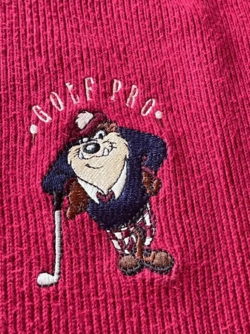 Vintage Taz Golf Pro Sweater XL Red Looney Tunes Embroidered Crewneck 90s